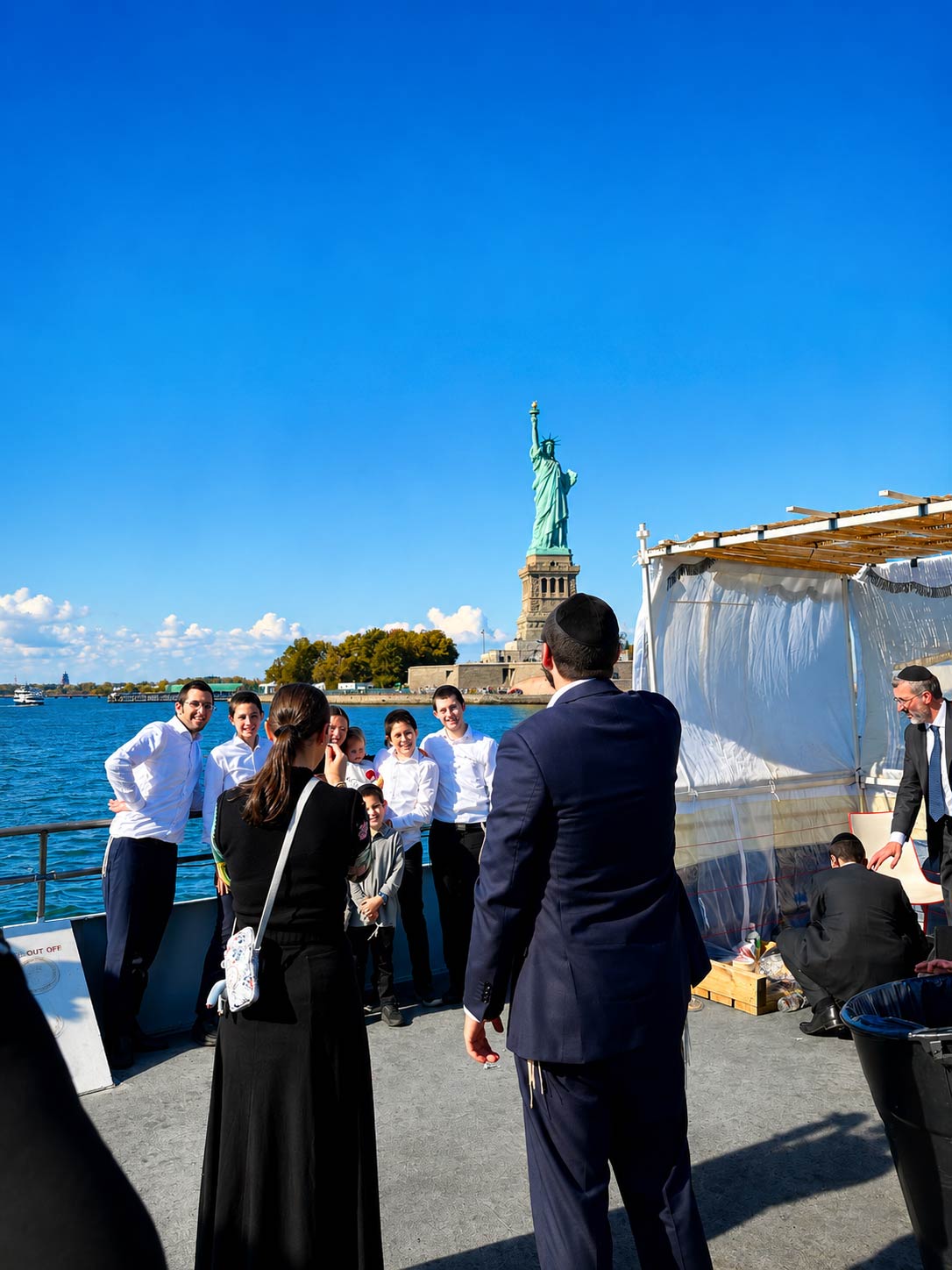 Party yacht rental for private celebrations in New York Harbor